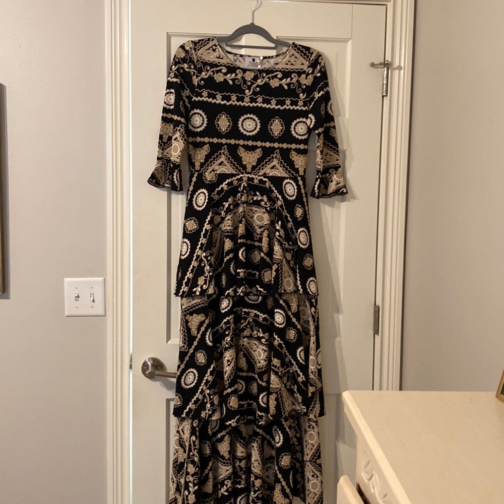 NWT stunning Dainty Jewell’s dress